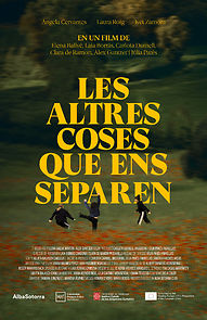 Watch Les altres coses que ens separen (Short 2021)