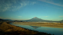 Watch Le mont Fuji vu d'un train en marche