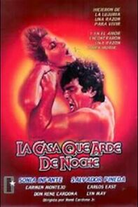 Watch La Casa Que Arde de Noche