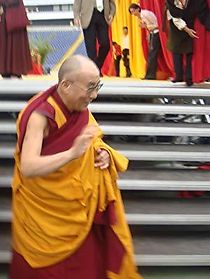 Watch Kommt ein Gott auf Besuch... Der Dalai Lama in Frankfurt